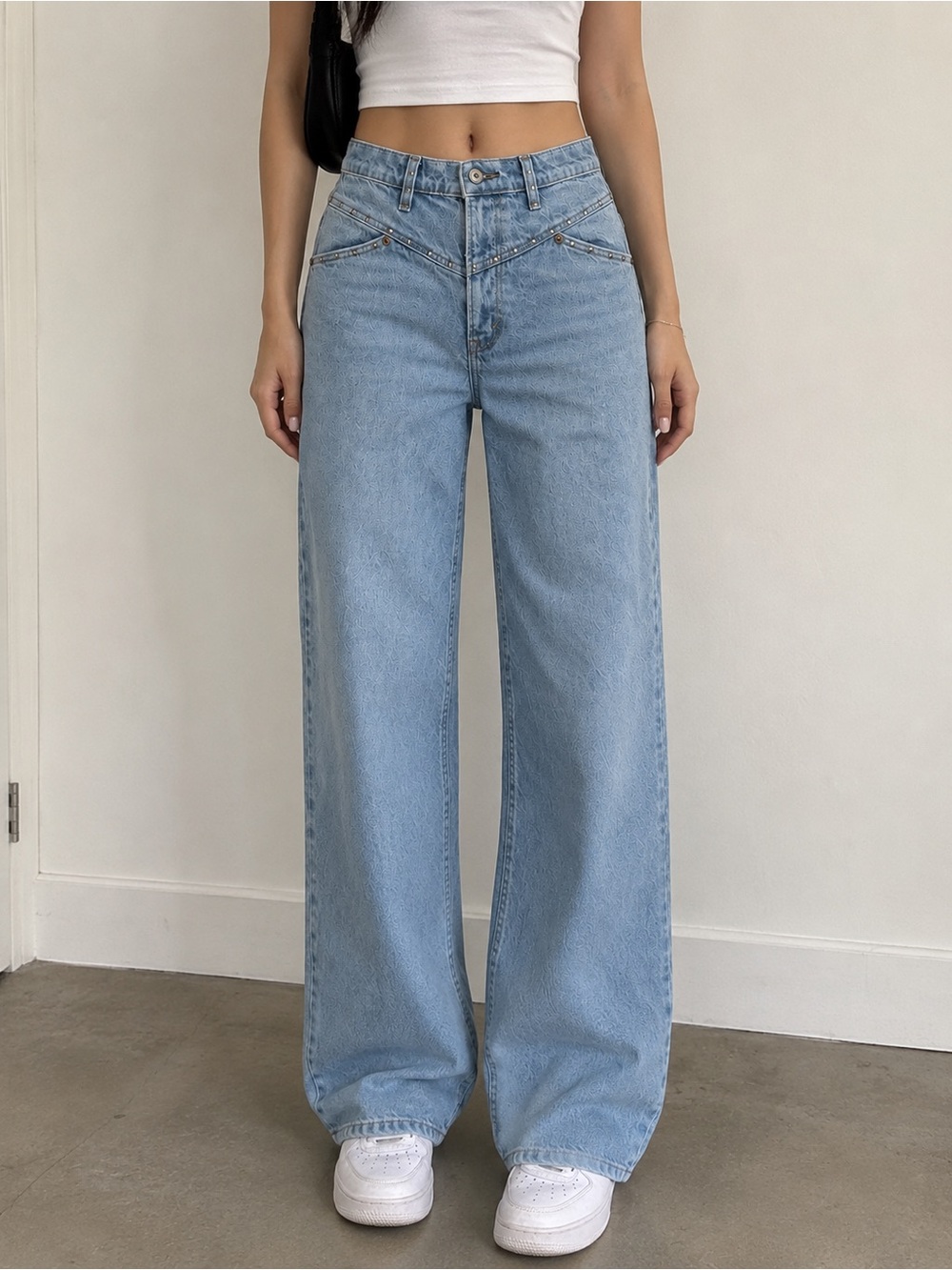 Abercrombie & Fitch Light Blue Wide Straight Jeans size 26- new without tags